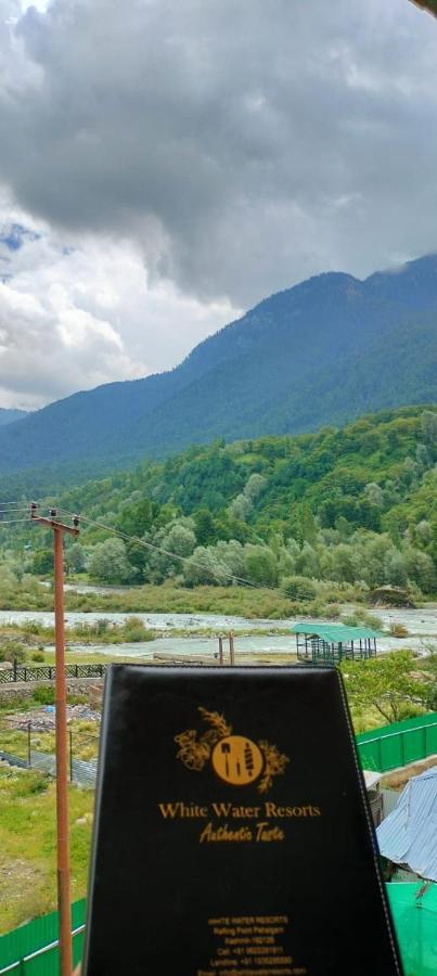White Water Resorts Pahalgām Buitenkant foto